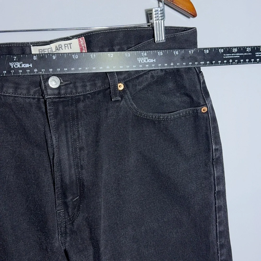 Vintage Levi's 505 Black Y2K Jeans Mens Size 36x31 2000s Denim Black Regular Fit